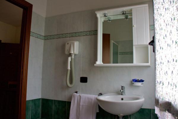 Hotel Ristorante Gallo D'Oro Vignola  Ruang foto